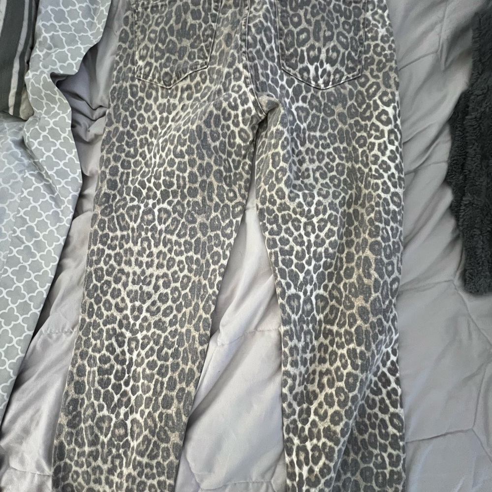 Joe’s Jeans The Callie High Rise Cropped Boot Leopard Print w/ Frayed Hem
